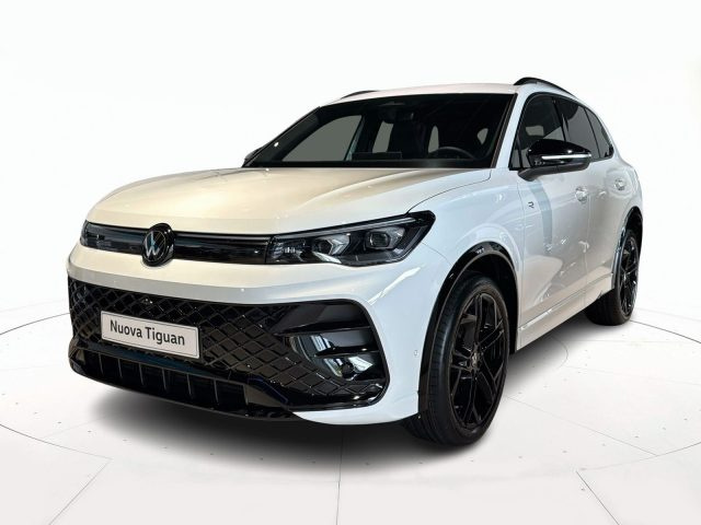 Volkswagen Tiguan Nuova Tiguan R-Line Plus 2.0 TDI SCR 110 kW (150 C nuovo a ARZIGNANO