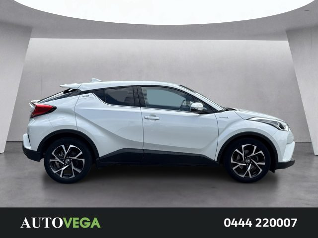 Toyota C-HR 1.8h lounge 2wd e-cvt my18 - foto 3 di 4