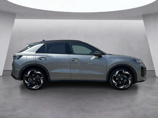 Volkswagen T-Roc 1.5 etsi r-line 150cv dsg - foto 3 di 4