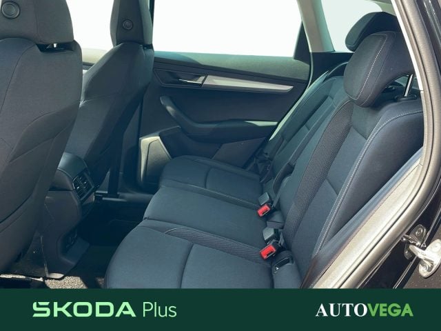 Skoda Karoq 2.0 tdi style 150cv dsg, del 2025, 20.500 km, in vendita a Arzignano (VI)