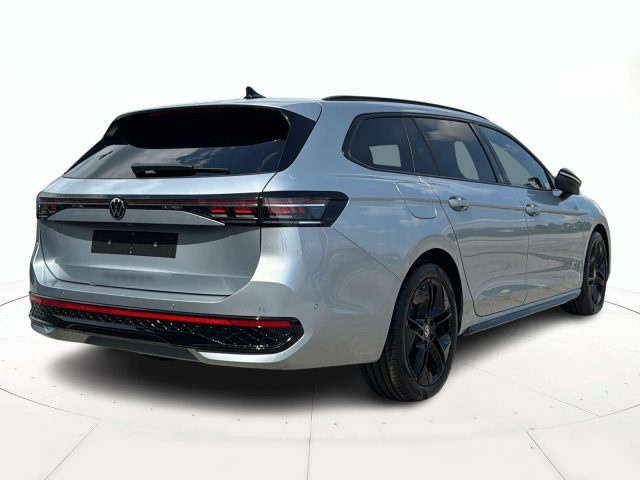 Volkswagen Passat Nuova Passat R-Line 2.0 TDI SCR 110 kW (150 CV) DS - foto 3 di 4