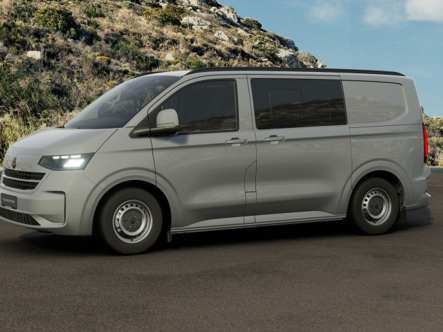Volkswagen Transporter t7 t7 32 kombi n1 2.0 tdi 150cv l1 - foto 2 di 4