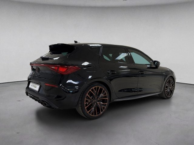 CUPRA Leon 2.0 tsi vz carbon 300cv dsg - foto 4 di 4