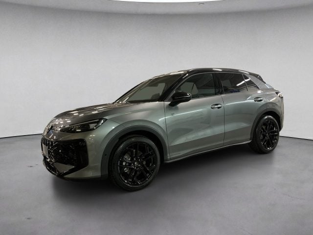 Volkswagen T-Roc 1.5 etsi r-line 150cv dsg nuovo a ARZIGNANO