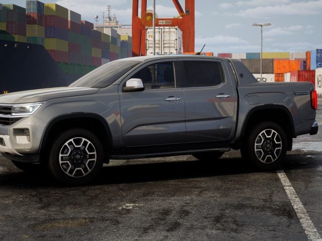 Volkswagen Amarok 3.0 tdi v6 aventura 4motion auto - foto 2 di 4