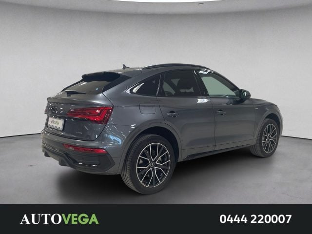 Audi Q5 sportback 40 2.0 tdi mhev 12v s line quattro s-tro - foto 4 di 4