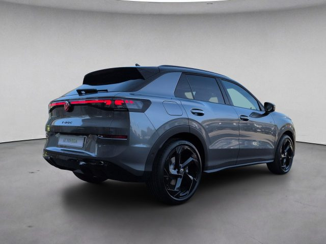 Volkswagen T-Roc 1.5 etsi r-line 150cv dsg - foto 4 di 4