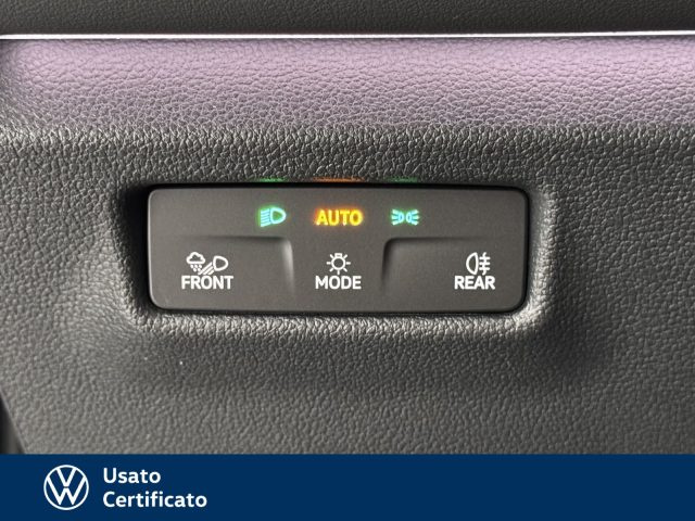 Volkswagen Tiguan 2.0 tdi r-line plus 4motion 193cv dsg usato a ARZIGNANO