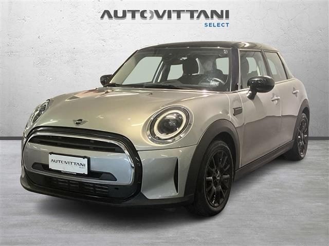 MINI Mini 5 Porte 1.5 Twin Power Turbo Cooper Essential, del 2024, 56.085 km, in vendita a Como (CO)