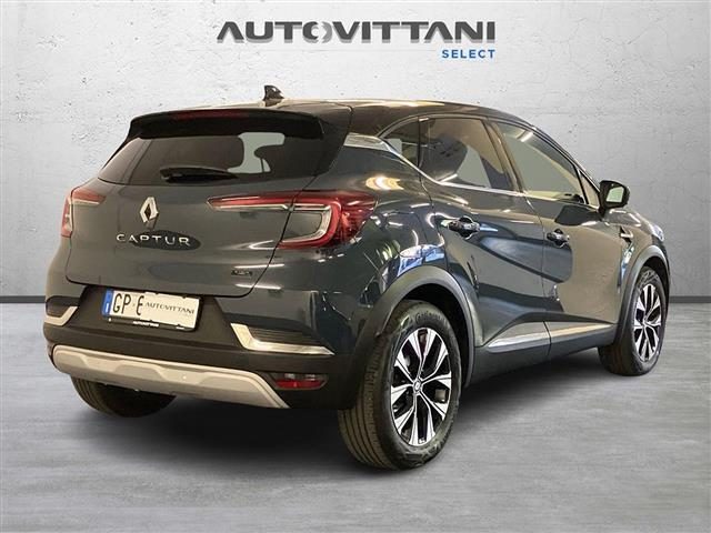 Renault Captur 1.6 E-Tech full hybrid Techno Auto 145cv - foto 2 di 4