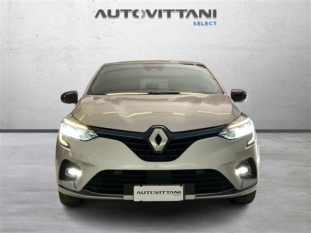Renault Clio 5 Porte 1.6 E-TECH Hybrid 140cv Serie Limitat - foto 2 di 4