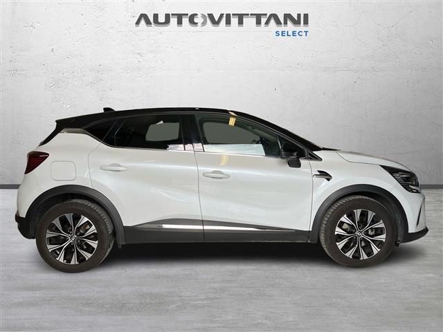 Renault Captur 1.6 E-Tech phev Techno 160cv auto - foto 3 di 4