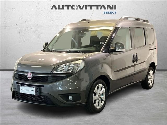 Fiat Doblo 1.6 Multijet 16v 120cv Lounge usato a COMO