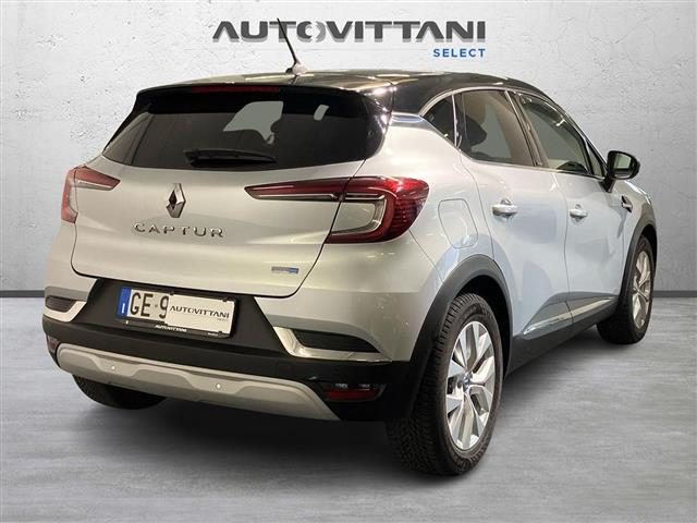 Renault Captur 1.6 E-Tech hybrid Intens 145cv auto - foto 4 di 4
