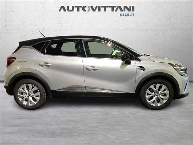 Renault Captur 1.6 E-Tech hybrid Intens 145cv auto - foto 3 di 4