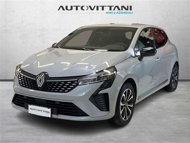 Renault Clio 1.6 E-Tech full hybrid Techno 145cv semestrale a COMO