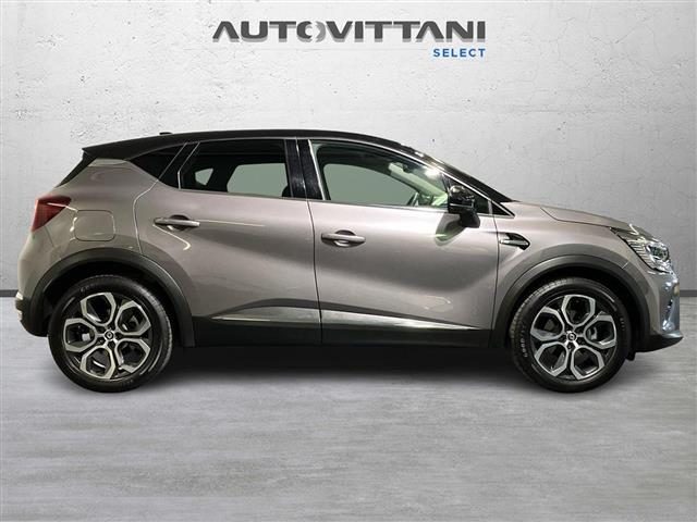 Renault Captur 1.6 E-Tech phev Techno 160cv auto - foto 4 di 4