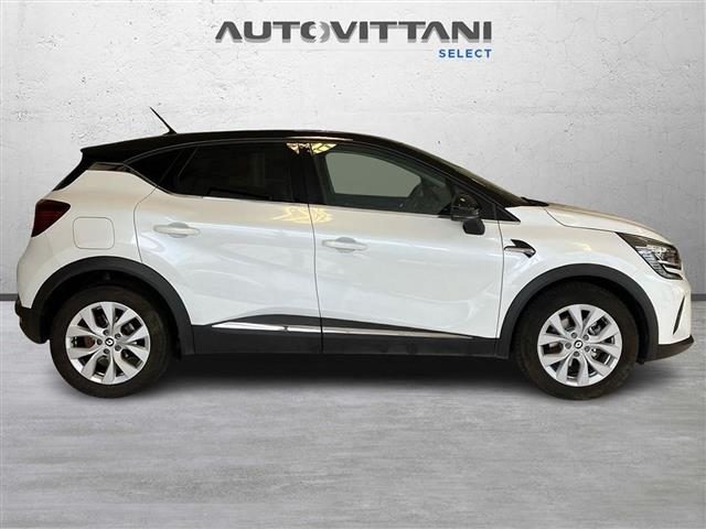 Renault Captur 1.6 E-Tech hybrid Intens 145cv auto - foto 3 di 4