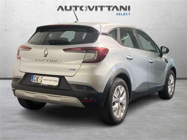 Renault Captur 1.6 E-Tech hybrid Zen 145cv auto - foto 4 di 4