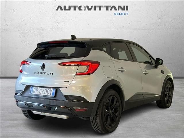 Renault Captur 1.6 E-TECH Plug-in Hybrid 160cv Rive Gauche - foto 4 di 4