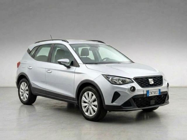 SEAT Arona 1.0 EcoTSI Style, del 2023, 60.657 km, in vendita a Ciampino (RM)