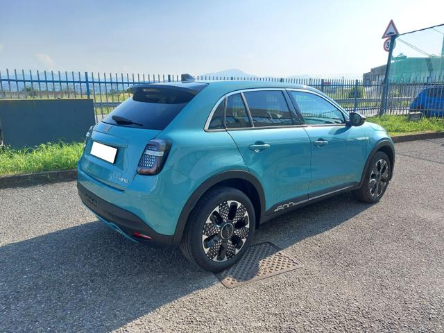 Fiat 600 Hybrid 110 CV DCT MHEV La Prima - foto 3 di 4