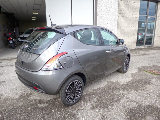 Lancia Ypsilon 1.0 FireFly 5 porte S&S Hybrid Gold km.0!! - foto 3 di 4