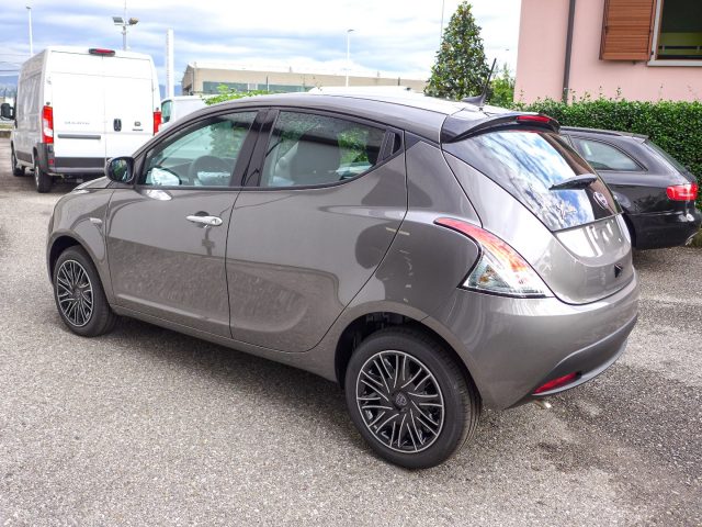 Lancia Ypsilon 1.0 FireFly 5 porte S&S Hybrid Gold km.0!! - foto 2 di 4