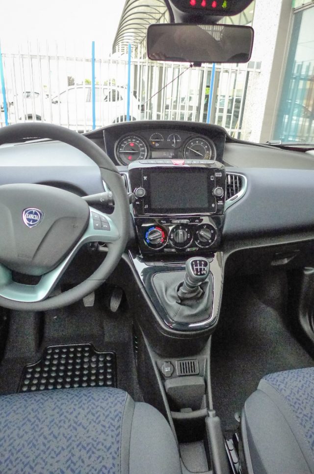 Lancia Ypsilon 1.0 FireFly 5 porte S&S Hybrid Gold km.0!! km 0 a GRASSOBBIO