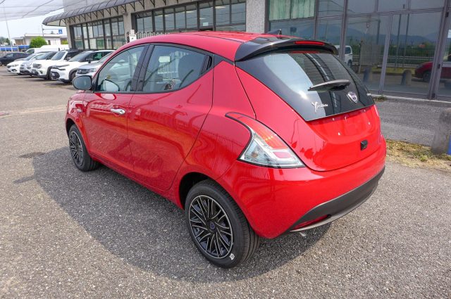 Lancia Ypsilon 1.0 FireFly 5 porte S&S Hybrid Gold km.0!! km 0 a GRASSOBBIO