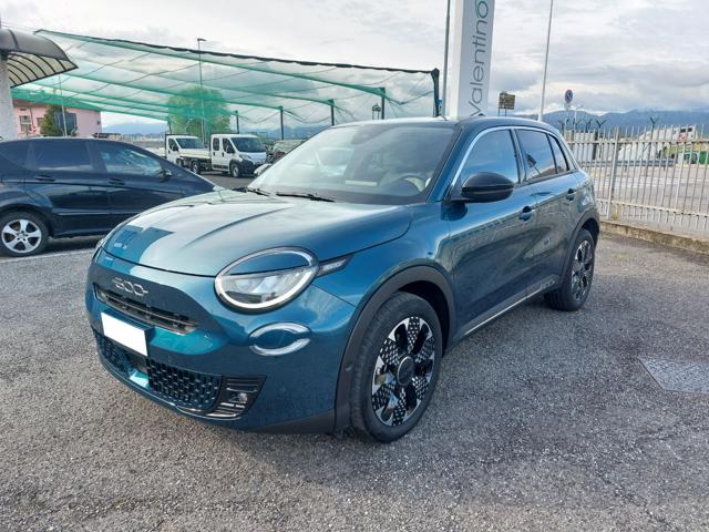 Fiat 600 Hybrid 145 CV DCT MHEV La Prima PREZZO REALE!!, del 2025, 11.112 km, in vendita a Grassobbio (BG)