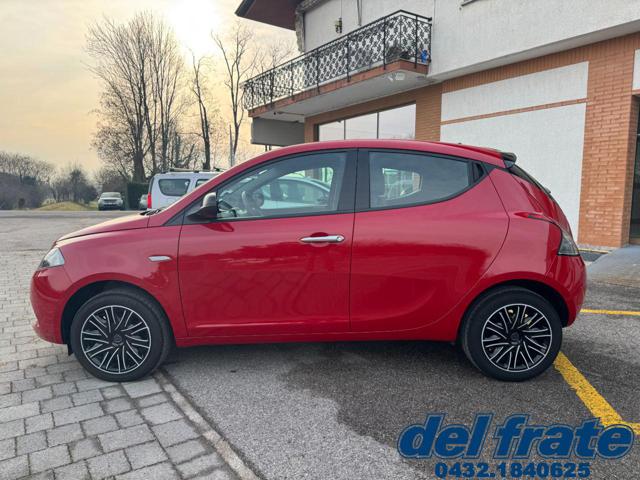 Lancia Ypsilon III 1.0 FireFly 70Cv 5p S&S Hybrid Gold - foto 2 di 4