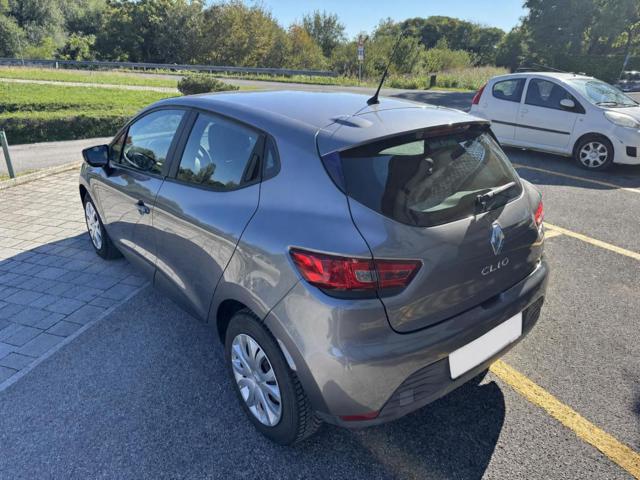 Renault Clio IV 1.2 16v 75Cv 5 porte Authenique - foto 4 di 4
