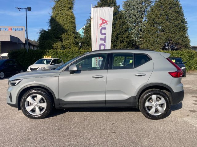 Volvo XC40 T2 Autom. Essential - foto 3 di 4