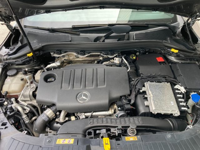 Mercedes-Benz GLA 200 d Automatic Sport, del 2021, 83.411 km, in vendita a San Stino Di Livenza (VE)