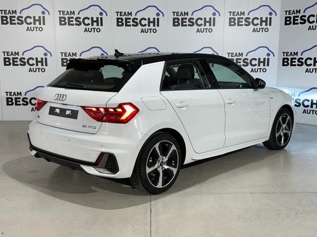 Audi A1 Sportback 30 TFSI 116CV S line edition - foto 4 di 17