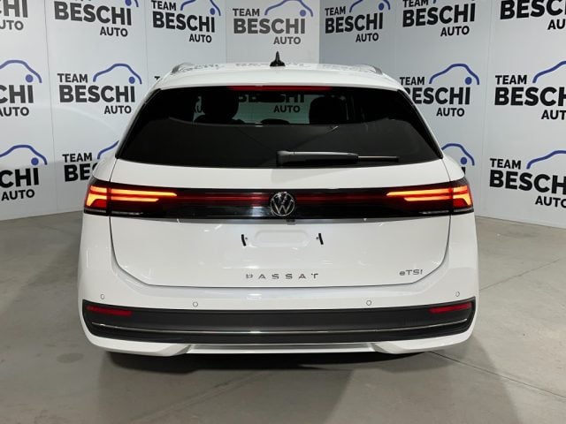 Volkswagen Passat Variant 1.5 eTSI 150 CV DSG Business, del 2025, 25.300 km, in vendita a Lonato Del Garda (BS)