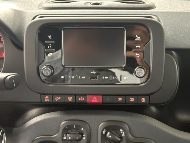 Fiat Panda 1.0 FireFly S&S Hybrid City Life, del 2023, 38.800 km, in vendita a Lonato Del Garda (BS)