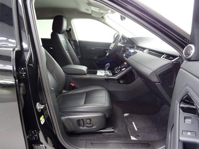 Land Rover Range Rover Evoque 2.0D I4 163 CV AWD Auto SE - foto 3 di 4