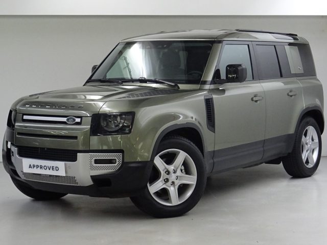 Land Rover Defender 110 3.0D I6 200 CV AWD Auto SE usato a TAVERNERIO