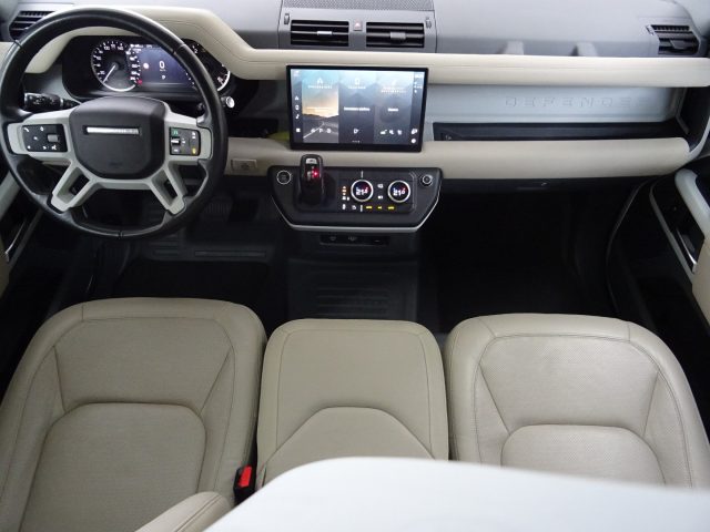 Land Rover Defender 110 3.0D I6 200 CV AWD Auto SE 6 POSTI - foto 4 di 4