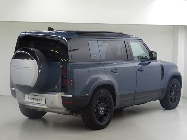 Land Rover Defender 110 3.0D I6 200 CV AWD Auto SE - foto 2 di 4