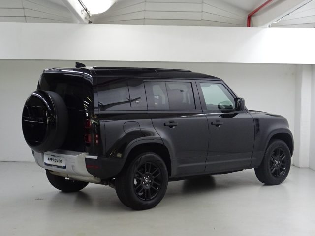 Land Rover Defender 110 3.0D I6 200 CV AWD Auto S - foto 2 di 4