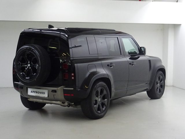 Land Rover Defender 110 2.0 Si4 PHEV 300 CV AWD Auto X-Dynamic SE - foto 2 di 4