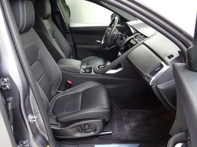 Jaguar E-Pace 2.0D I4 163 CV AWD Auto R-Dynamic S - foto 3 di 4