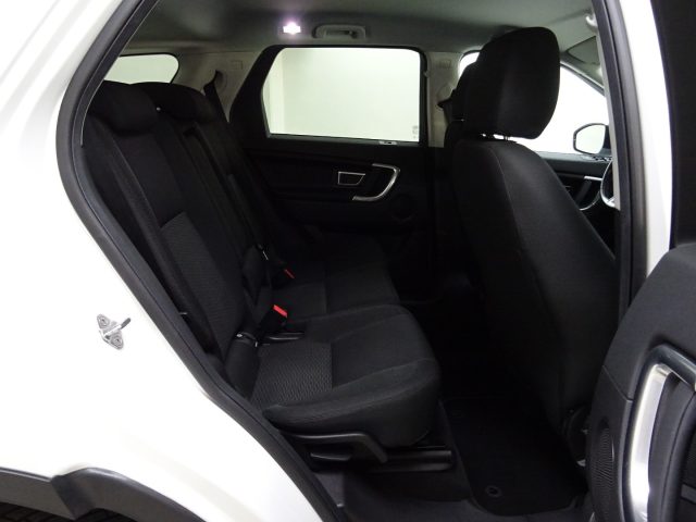 Land Rover Discovery Sport 2.0 TD4 150 CV Pure - foto 4 di 12