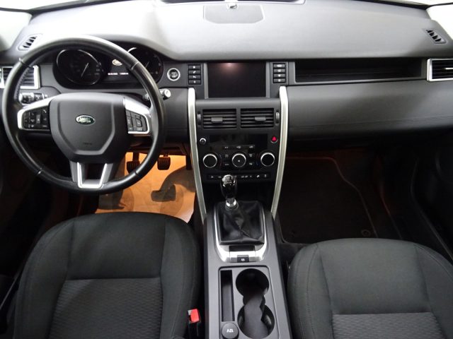 Land Rover Discovery Sport 2.0 TD4 150 CV Pure - foto 3 di 12
