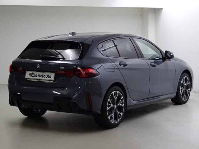 BMW 116 M Sport Autom. - foto 2 di 4