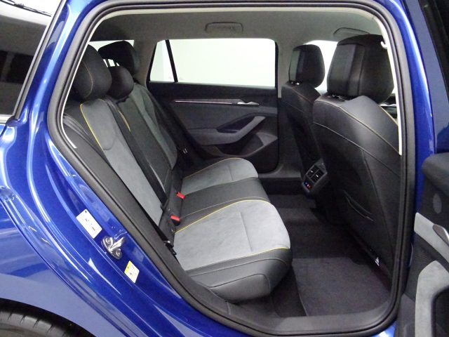 Skoda Superb 2.0 TDI DSG Wagon STYLE - foto 4 di 4