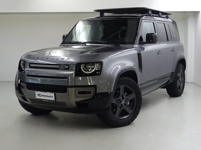 Land Rover Defender 110 3.0D I6 250 CV AWD X-Dynamic S 7 POSTI, del 2021, 117.000 km, in vendita a Tavernerio (CO)